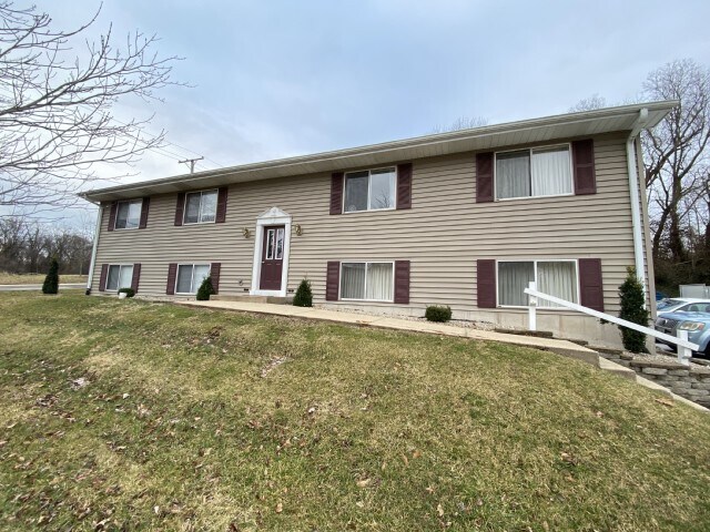 Exterior - 127 E Union St