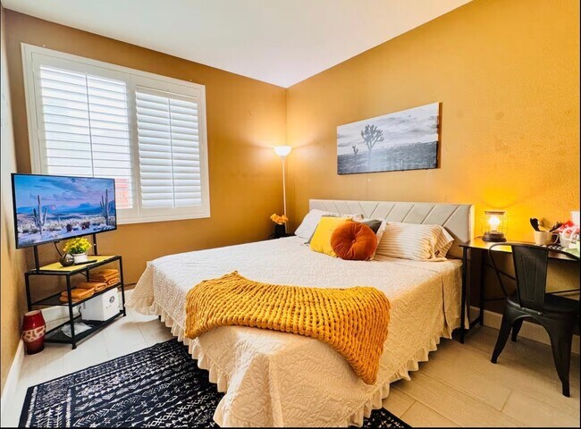 Foto del edificio - 10170 Susan Ave