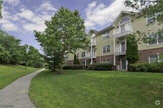 121 Courter Rd