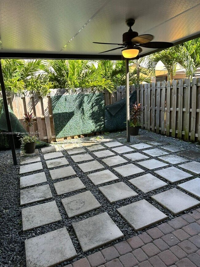 Building Photo - 11417 SW 250th St