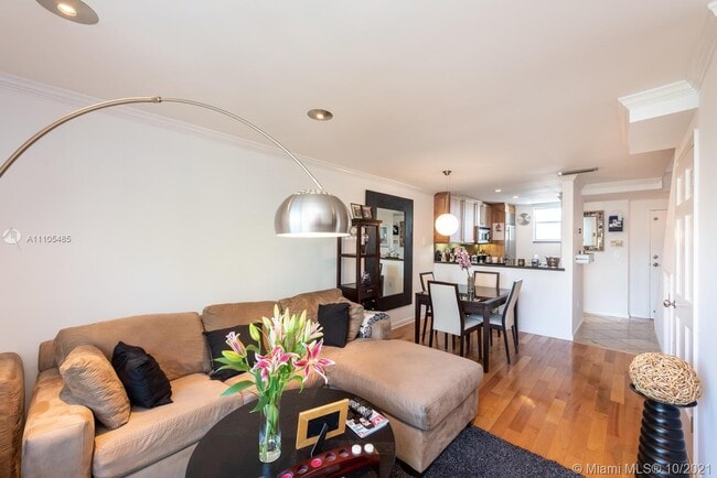 Building Photo - 1614 Euclid Ave