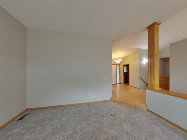 Foto del edificio - 15811 Yellow Pine St NW