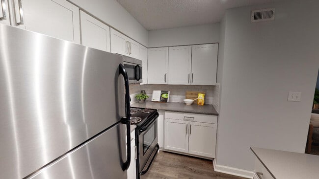 Kitchen - Lakestone