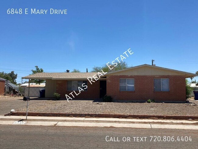 Building Photo - HOLIDAY SPECIAL! 2 WEEKS FREE RENT IF MOVE...