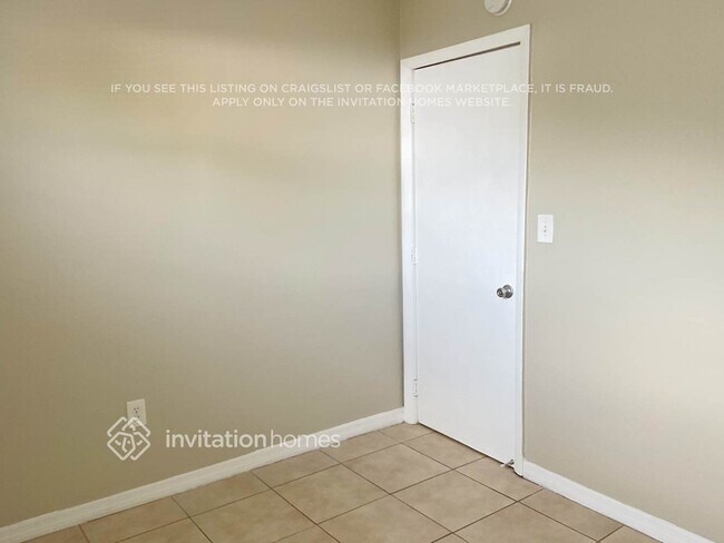 Foto del edificio - 641 N 68th Way