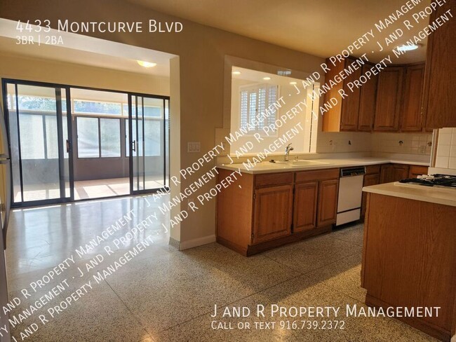 Foto del edificio - 3 Bedroom in Fair Oaks