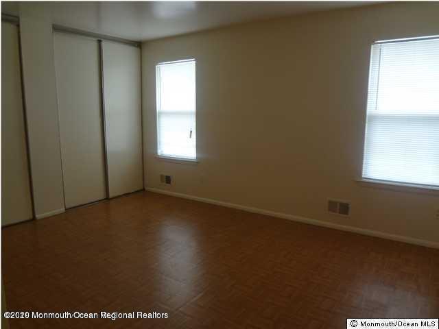 Building Photo - 37 Woodlake Manor Dr