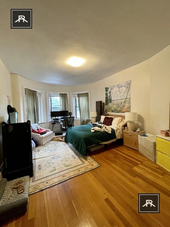Building Photo - 1 bedroom in Brookline MA 02445