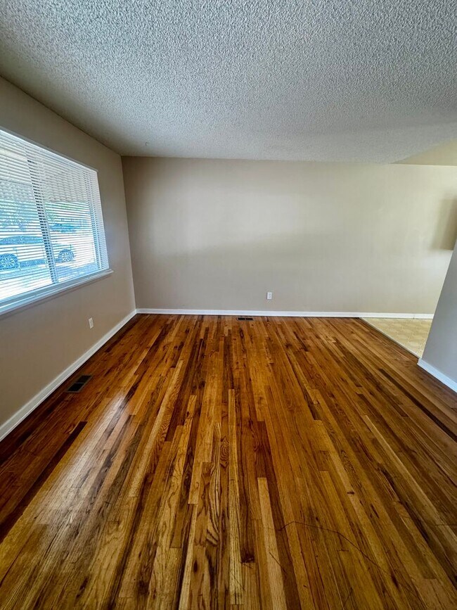 Foto del edificio - 3 Bedroom one level Home in Stratton Meadows