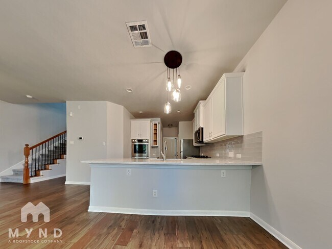 Building Photo - 8009 Levata Dr