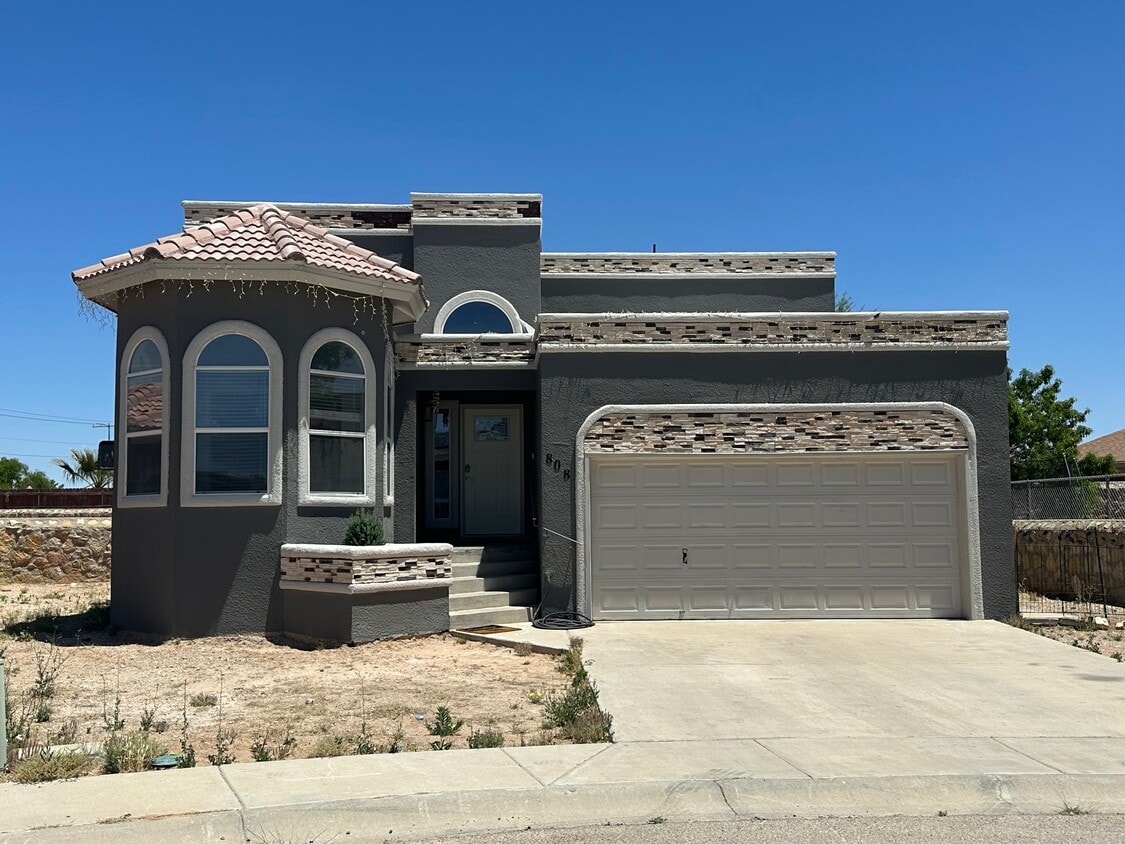 808 Paseo Amado Pl, El Paso, TX 79928 House Rental in El Paso, TX