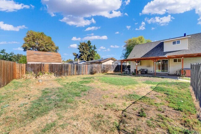 Building Photo - 4 br, 2 bath House - 276 Bowline Drive