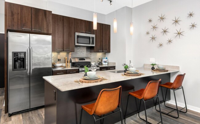 Photo - 999 W Chicago Ave Apartment