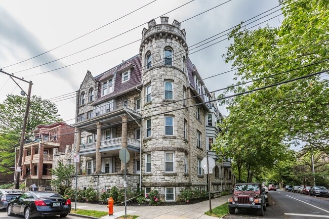 Building Photo - Stonehurst Apartments