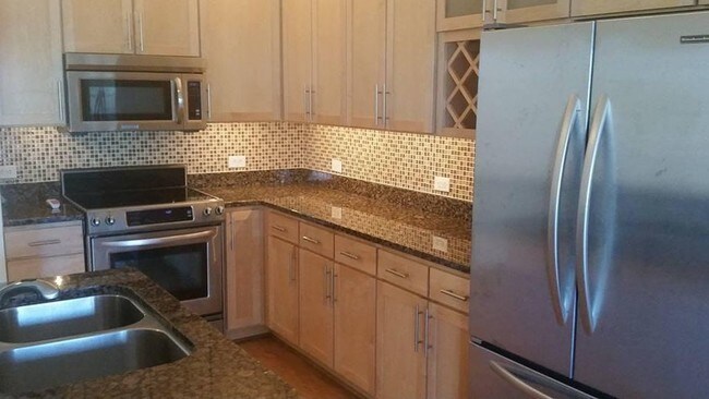 Kitchen - 2920 Martinsville Rd