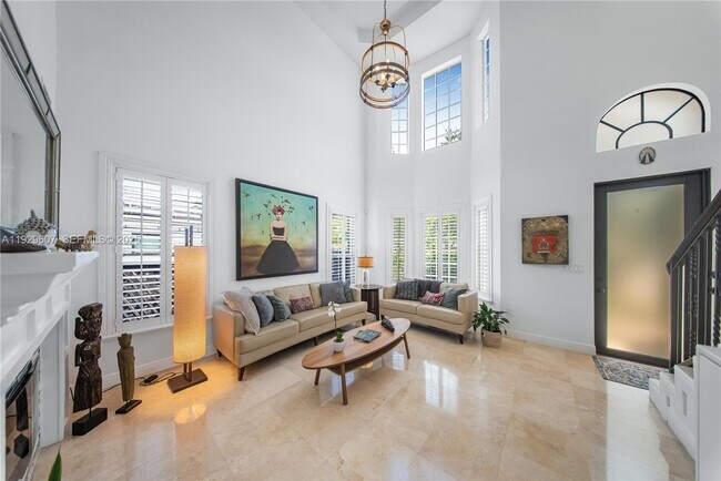 Foto del edificio - 3922 SW 60th Ave