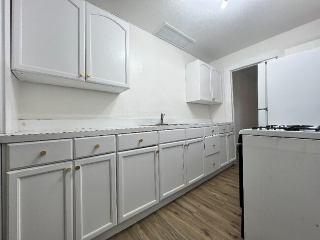 Foto del edificio - 940 E 12th St