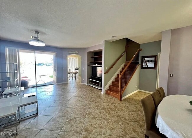 Building Photo - 9722 Roundstone Cir