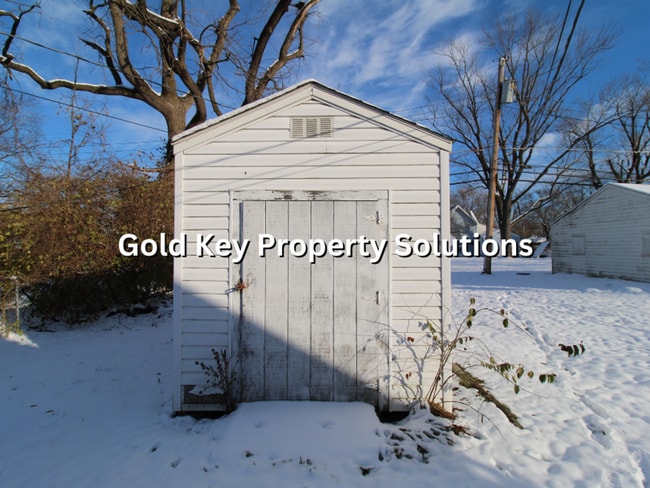 Building Photo - 3 BR House with 2 FULL Baths and Central Air NO SECTION 8