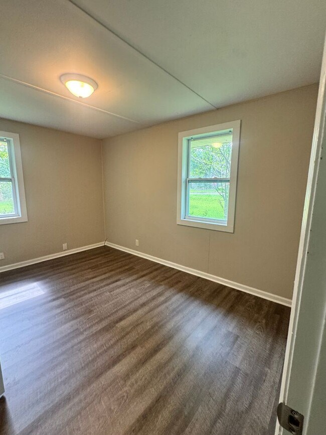 Foto del edificio - 307 Crawford Ln