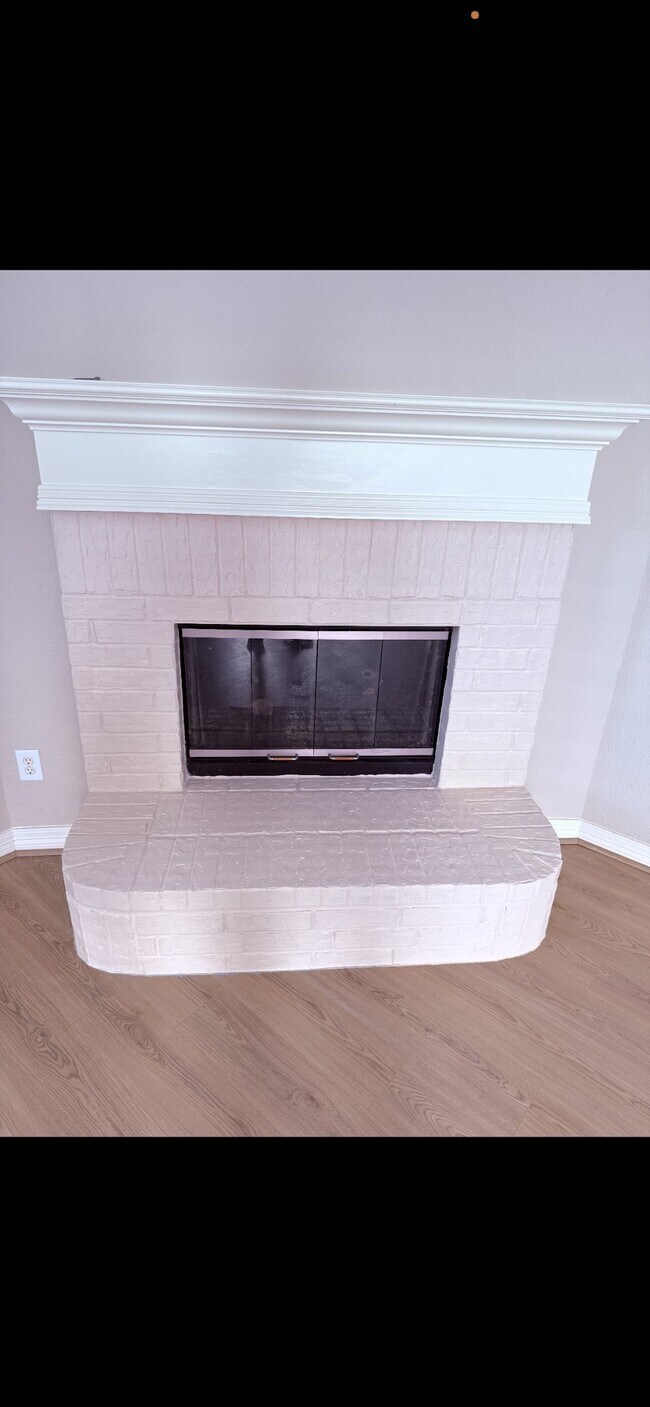 Building Photo - 7102 Casita Dr