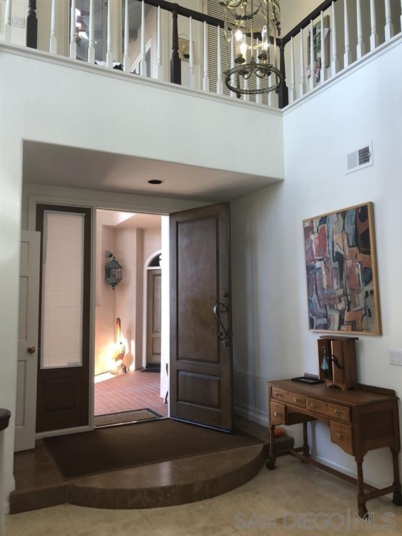 Foto del edificio - 7709 Ivanhoe Ave