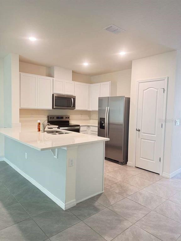 Building Photo - 1960 Tamarack Pass