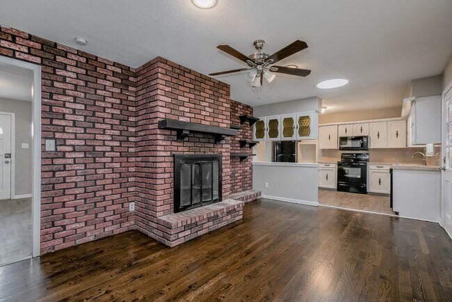 Foto del edificio - 16508 East 40th St S