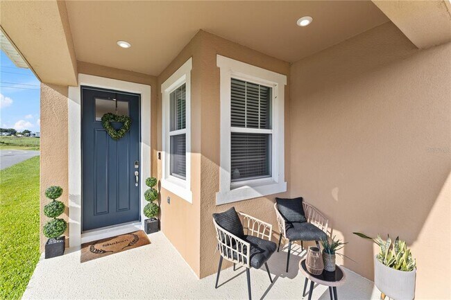 Foto del edificio - 3279 Canna Lily Pl