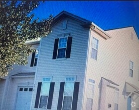 Building Photo - 5616 Dartington Dr