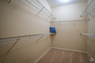 2BR, 2BA - 1,327SF - Waterstone