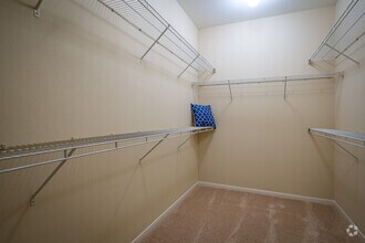 2BR, 2BA - 1,327SF - Waterstone