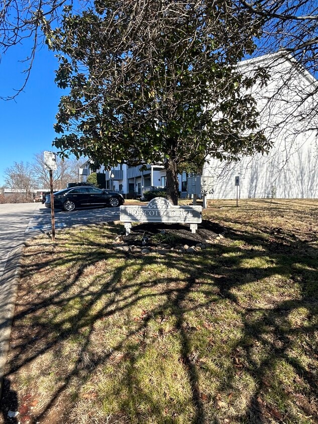 Building Photo - 115 Prescott Pl