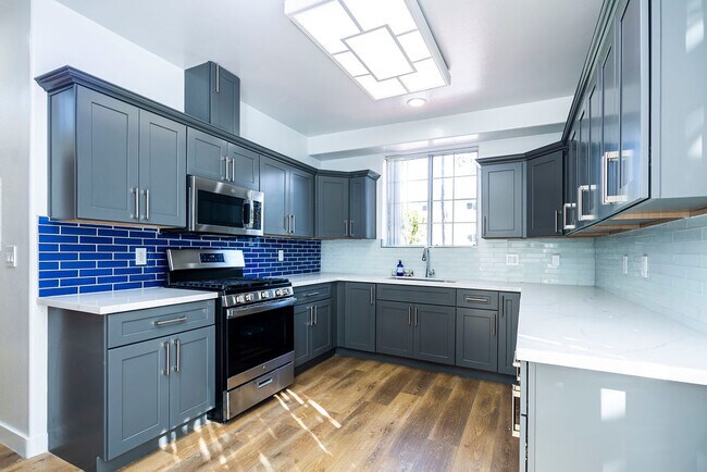 Foto del edificio - 1338 Yale St