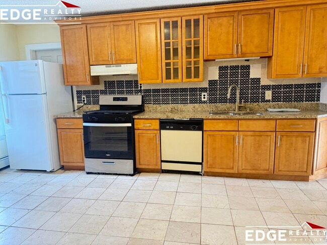 Photo - 7 High St Pl Apartment