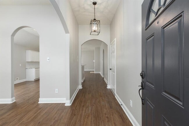 Building Photo - 7023 Atasca Creek Dr