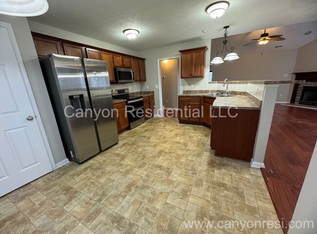 Building Photo - 111 Cottonfield Ct