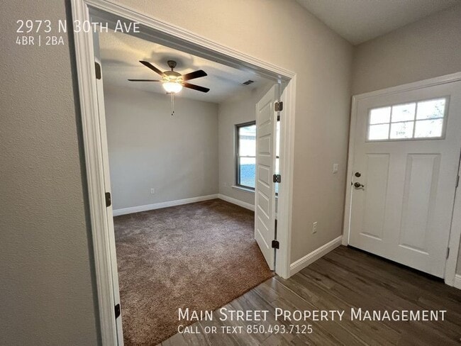 Building Photo - 2973 N 30th Ave