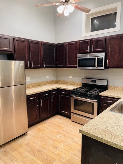 Foto del edificio - 2659 W 21st St