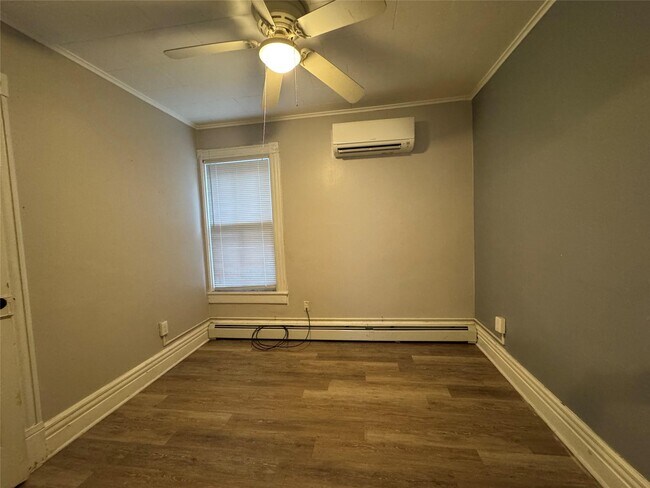 Building Photo - 2 CHARLES APT #2 St