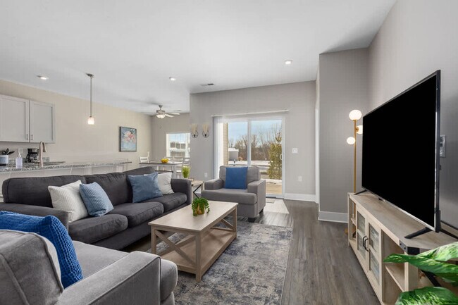 Building Photo - 3938 Pinot Dr