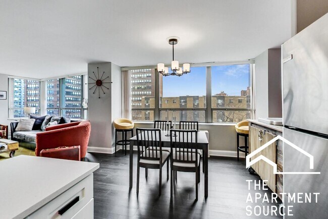 Foto del edificio - 5701 N Sheridan Rd