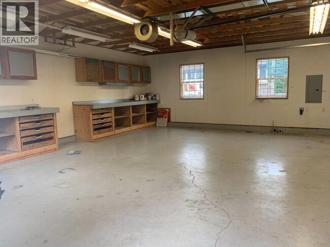 Building Photo - 21201 Wicklund Ave