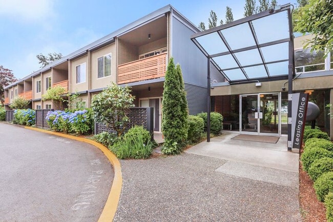 Building Photo - Andante