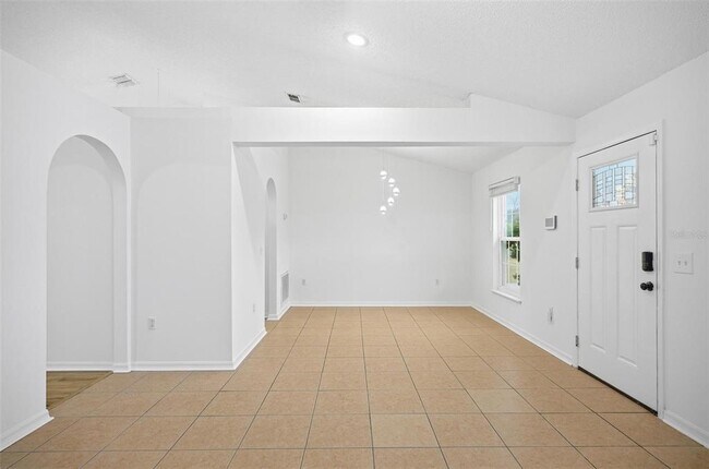 Building Photo - 38 Bud Field Dr