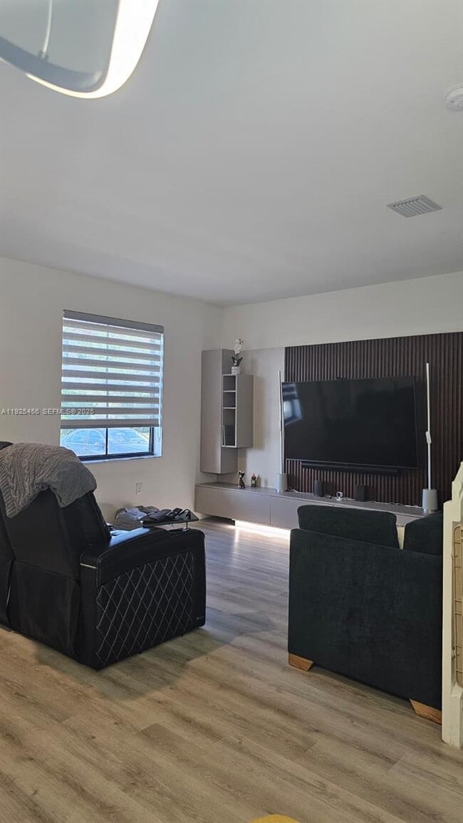 Foto del edificio - 23357 SW 129th Path