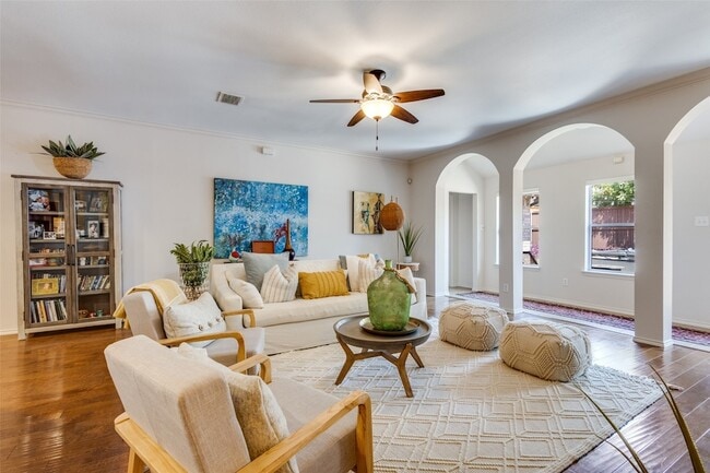 Photo - 1204 Thimbleberry Drive Unit House