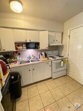 Building Photo - 459 Lindsey St