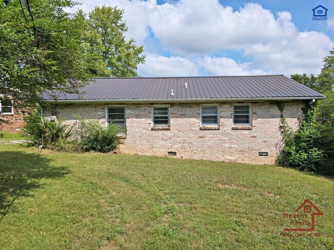 Foto del edificio - 1228 Pleasant View Dr