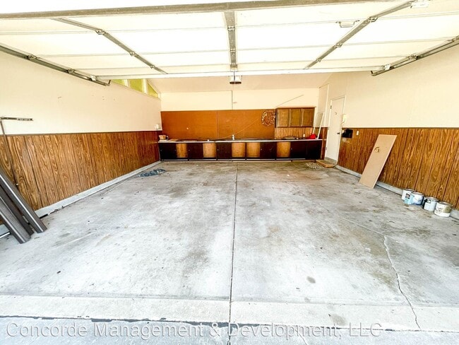 Building Photo - 4 br, 3 bath House - 7300 Old Post Rd., #5
